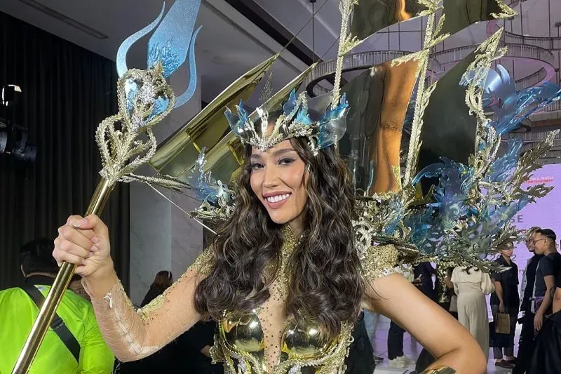 Mengenal Kostum Pinisi Laksmi De Neefe dalam Miss Universe 2022