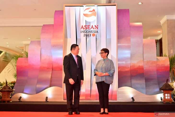 Menlu Retno Sambut Menlu ASEAN Jelang AMM ke-56 di Jakarta
