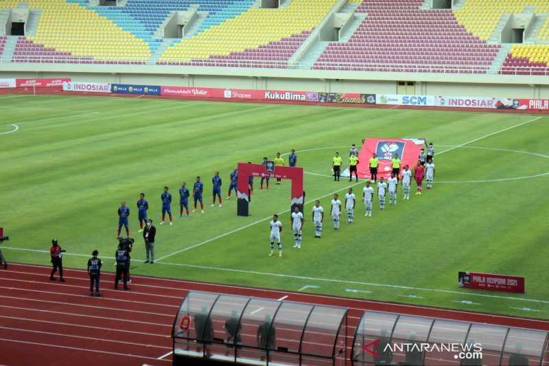 Menpora Buka Turnamen Piala Menpora 2021 di Stadion Manahan Solo