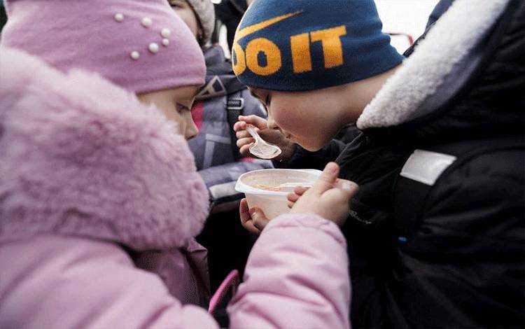 Menyedihkan! Sebanyak 1,2 Juta Pengungsi Ukraina Menyeberang ke Polandia Sejak Invasi Rusia