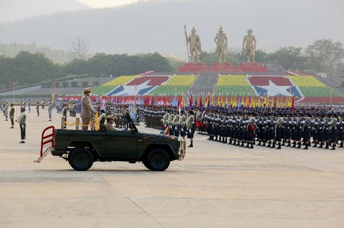 Militer Myanmar Gelar Parade Besar-Besaran