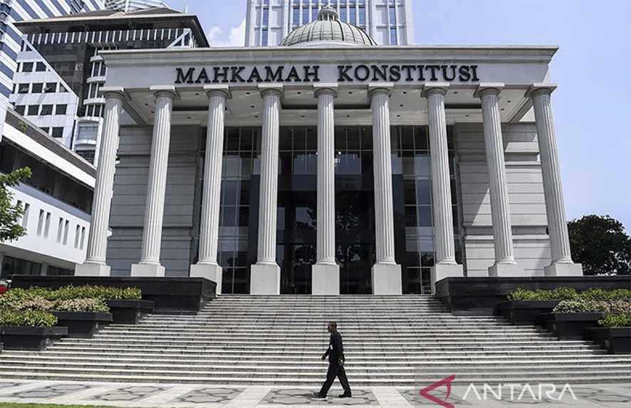 MK Putuskan Jaksa Agung Bukan dari Pengurus Parpol