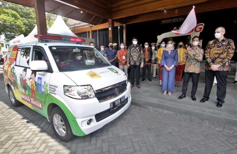 Mobil Klinik Vaksinasi Indosat Ooredoo 1