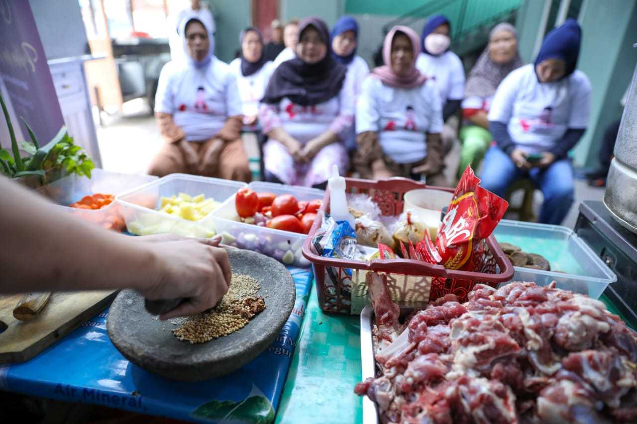 Muslimah Ganjar Gelar Pelatihan Memasak Sup Kambing Bersama Ibu-ibu di Jakarta 2