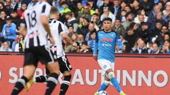 Napoli Amankan Kemenangan Atas Lecce 4-0