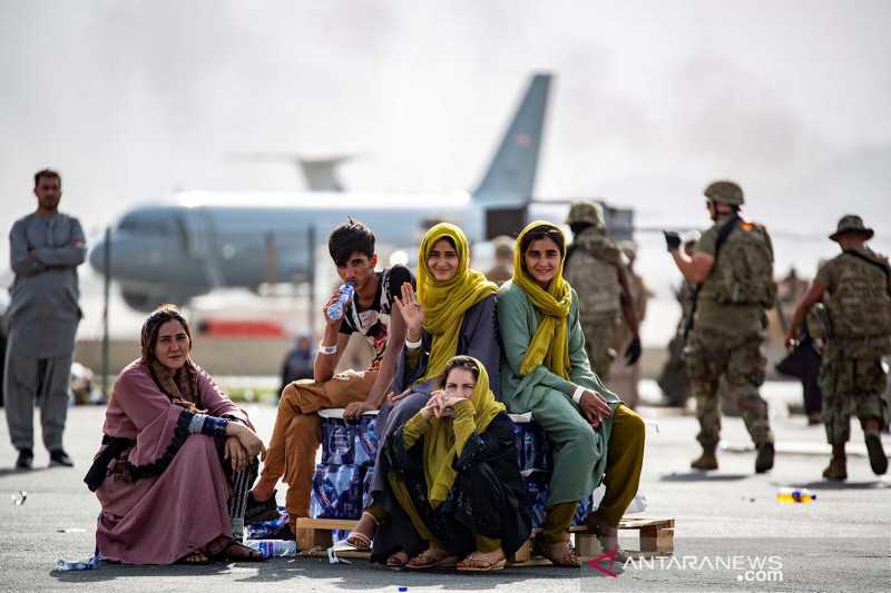 Ngeri Ini, Inggris Peringatkan Ancaman Serangan di Bandara Kabul Afghanistan