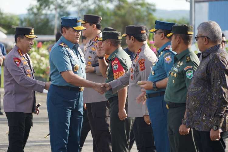 Panglima TNI Mendampingi Presiden Luncurkan Program Pemulihan Hak Korban Pelanggaran HAM Berat