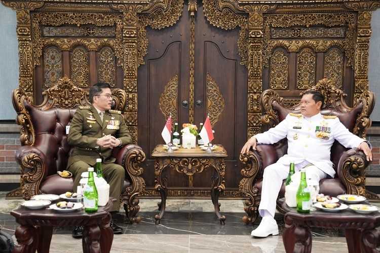 Panglima TNI Terima Kunjungan Kehormatan Panglima Angkatan Bersenjata Singapura