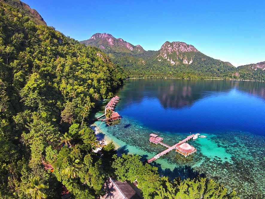 Pantai Ora,   Destinasi Kelas Dunia  di Pulau Seram