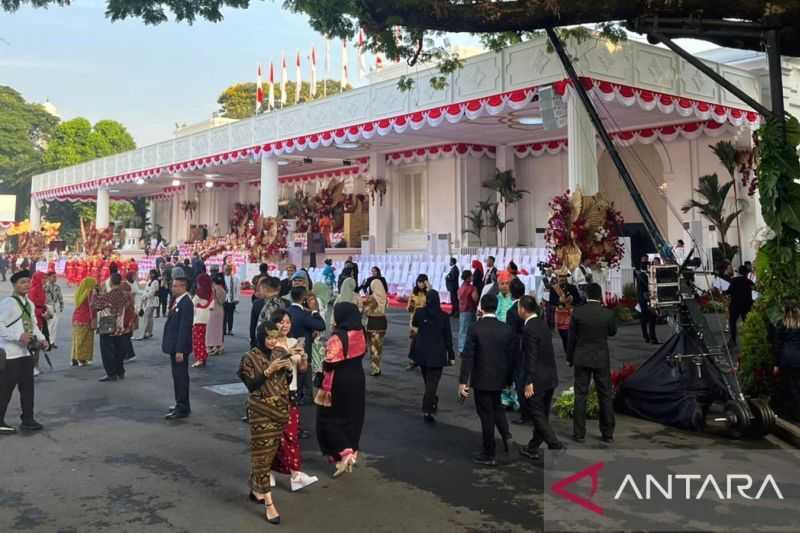 Paskibraka dengan nama Tim Indonesia Maju Siap Kibarkan Merah Putih di Istana pada HUT RI