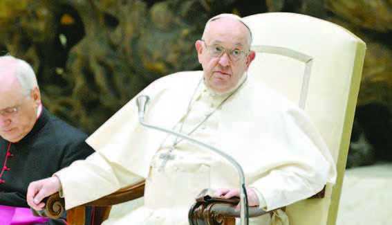 Paus Fransiskus Ajak Umat Berdoa untuk Perdamaian