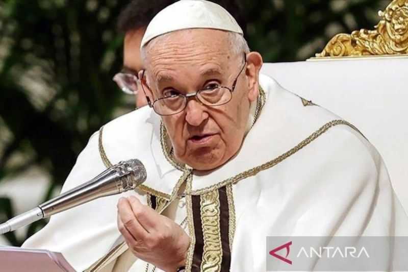 Paus Fransiskus Mengecam Industri Senjata yang 