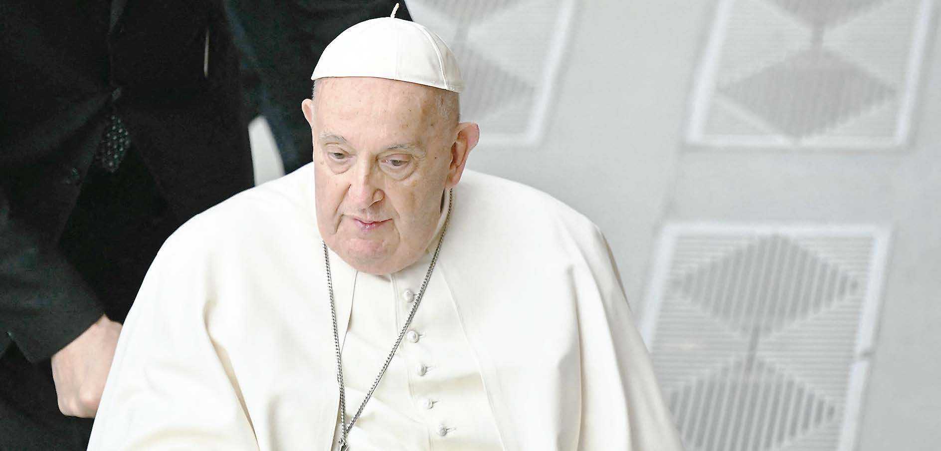 Paus Fransiskus Serukan Dialog untuk Atasi Konfik di Timur Tengah