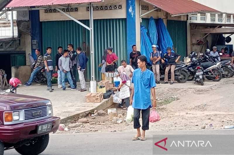 Pemkot Bengkulu tertibkan pedagang di badan jalan Pasar Panorama