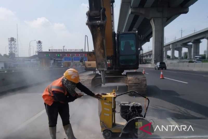 Pengendara Mobil Harus Berhati-hati, Ada Perbaikan di Km 38 Jalan Tol Jakarta-Cikampek
