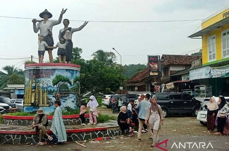Perayaan Kawalu Berakhir, Kampung Badui Kembali Dipadati Wisatawan