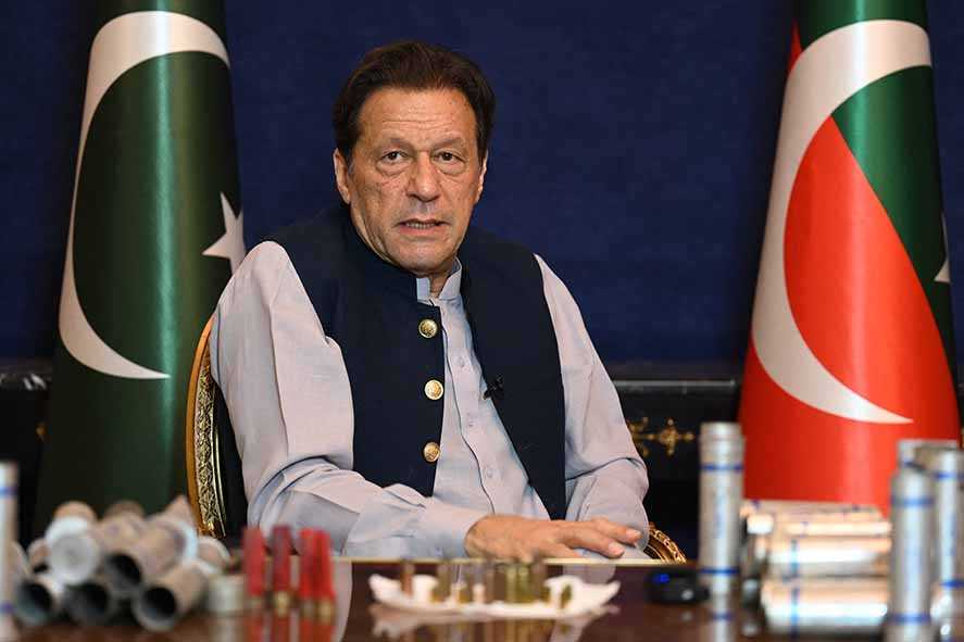 Persidangan Mantan PM Pakistan Picu Huru-hara