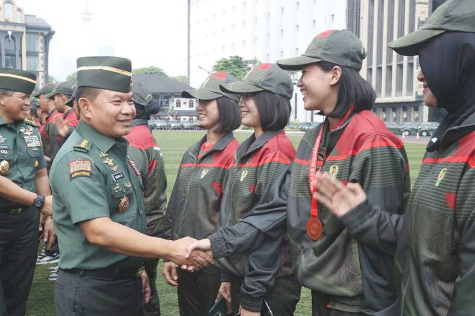 Pertahankan Juara Umum Piala Panglima TNI, Kasad Apresiasi Kontingen TNI AD