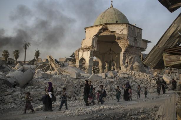 Sisa ISIS Bertahan di Desa Dekat Mosul
