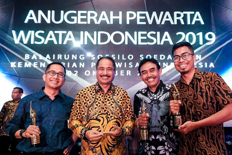 'Koran Jakarta' Raih Juara I APWI 2019