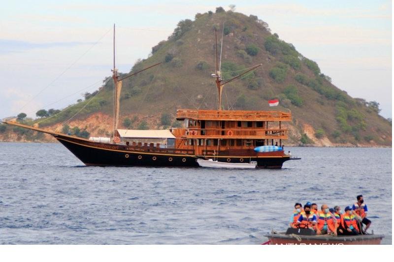 Kemenparekraf Merevitalisasi Gerai Kuliner di Labuan Bajo