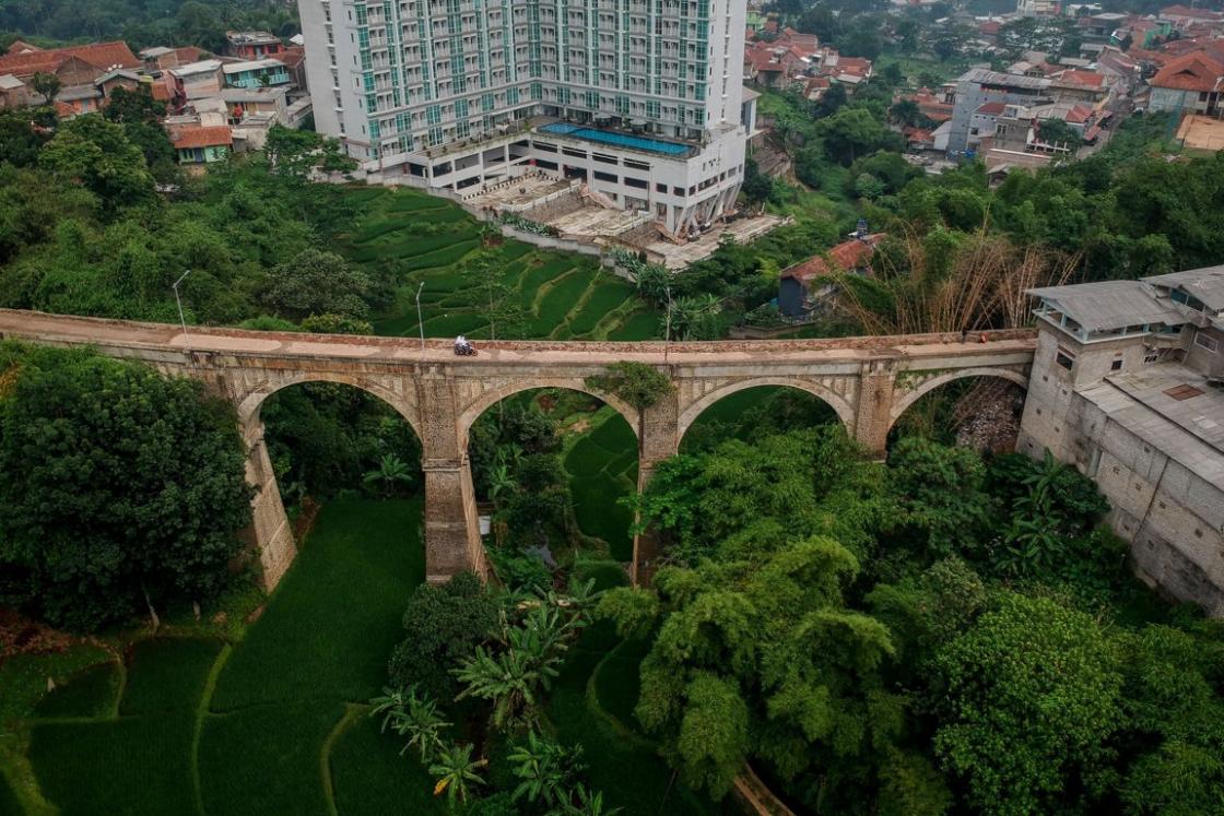 Jembatan Peninggalan Belanda