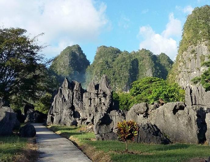 Wisata Prasejarah di Leang Leang Maros