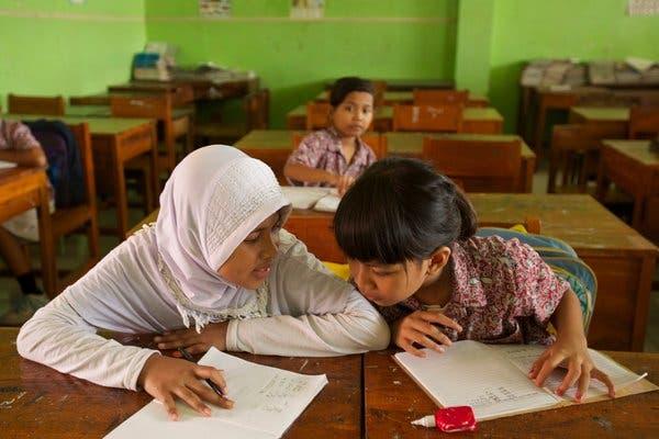 Mengembalikan Sekolah Fokus ke Pendidikan