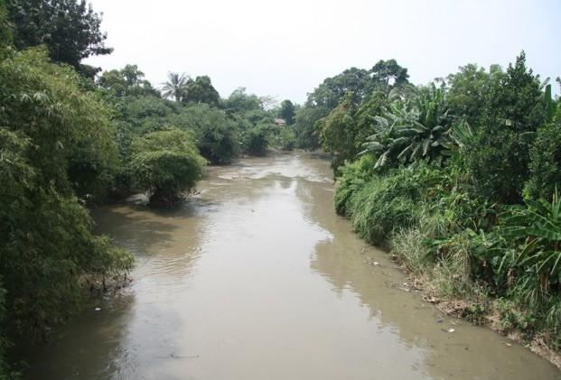 Sedimen Sungai Bekasi Belum Dikeruk Sejak 1973