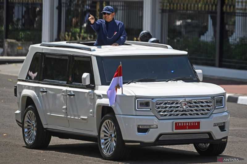 Pindad Mulai Produksi Maung untuk Kalangan Menteri Hingga Bupati