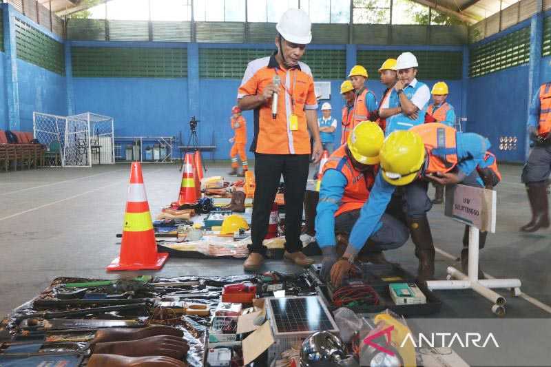 PLN Suluttenggo Siapkan Petugas Pastikan Listrik Andal Hingga Lebaran