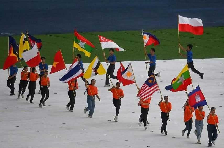 Polandia Ikut SEA Games?? Insiden Bendera Indonesia Terbalik di Acara Pembukaan