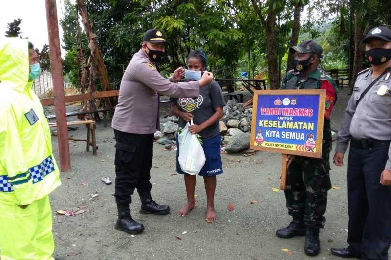 Polsek Sentani Barat Gelar 'Go Sent Bakat' Ringankan Beban Masyarakat