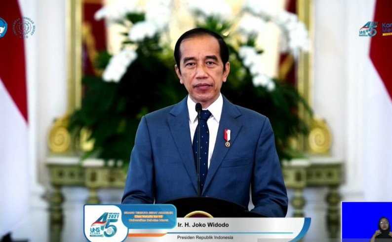 Presiden Jokowi Minta UNS Lakukan Perubahan Demi Ikuti Zaman