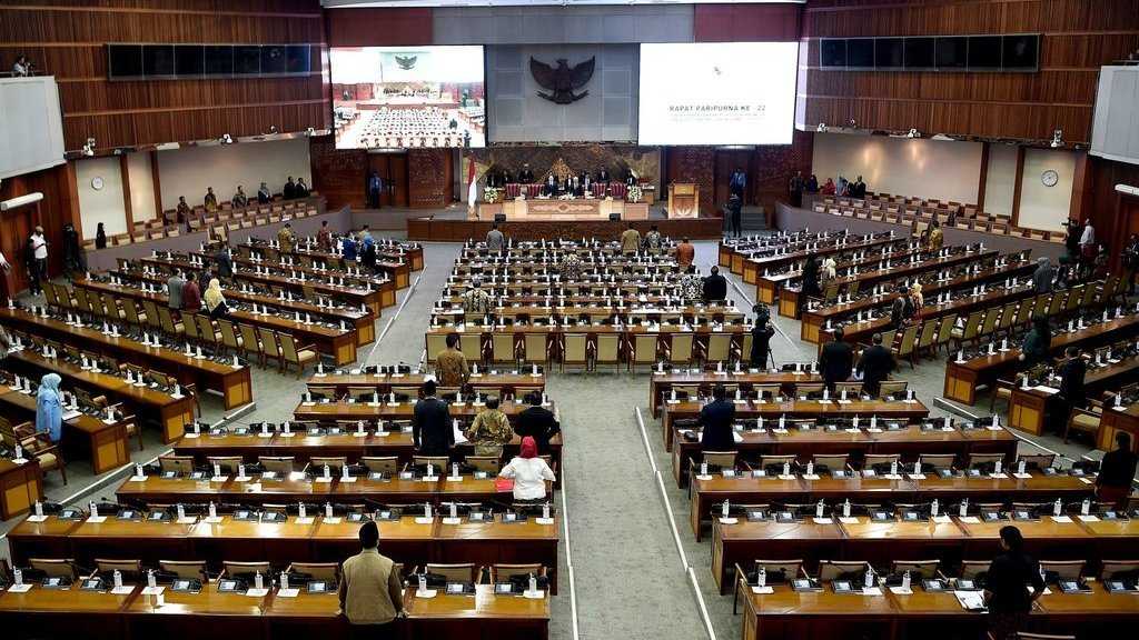 Rapat Paripurna DPR RI Bahas Keputusan Calon Tunggal Panglima TNI
