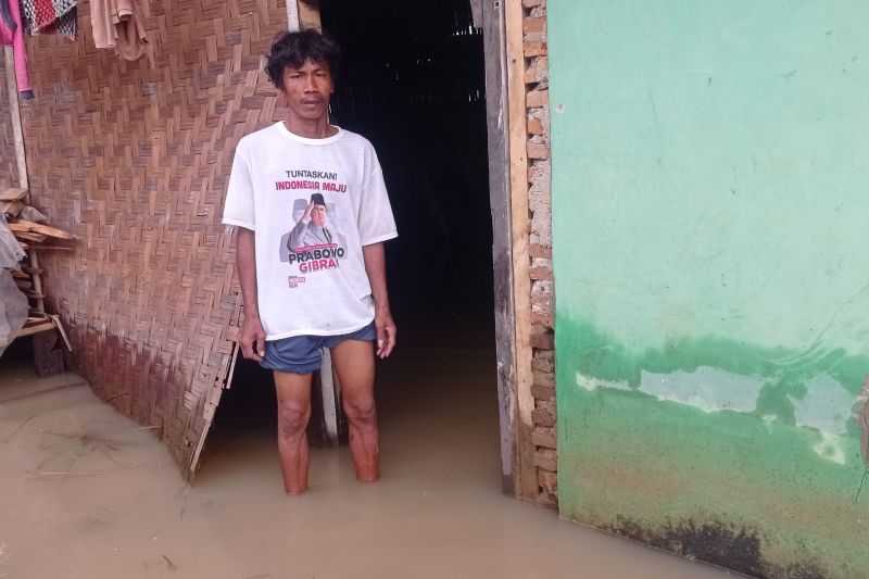 Ratusan Rumah di Lebak yang Terendam Banjir Sejak Jumat Dini Hari Hingga Kini Belum Surut