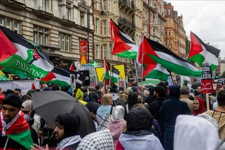 Ribuan Orang Berunjuk Rasa Serukan Gencatan Senjata di Gaza