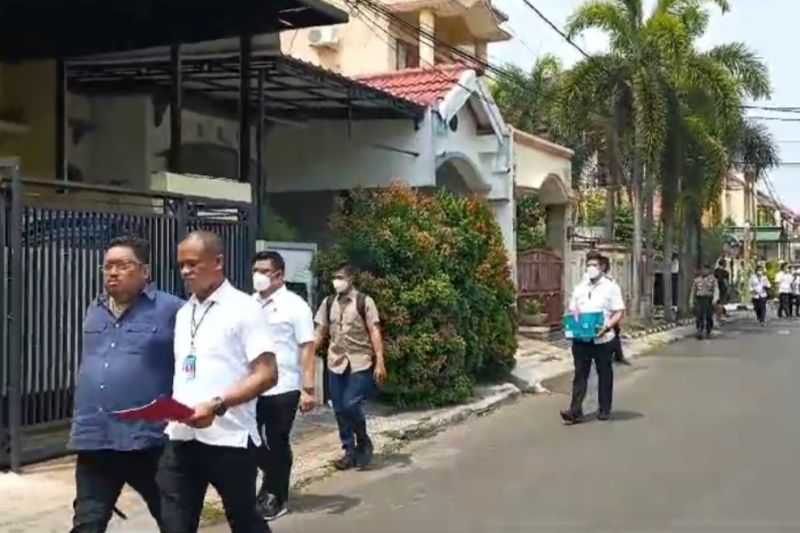 Rumah Firli Bahuri di Bekasi Dikabarkan Digeledah Polisi