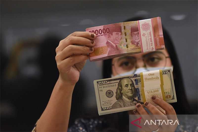 Sentimen Eksternal Bakal Dominan, Peluang Rupiah Melemah Terbuka