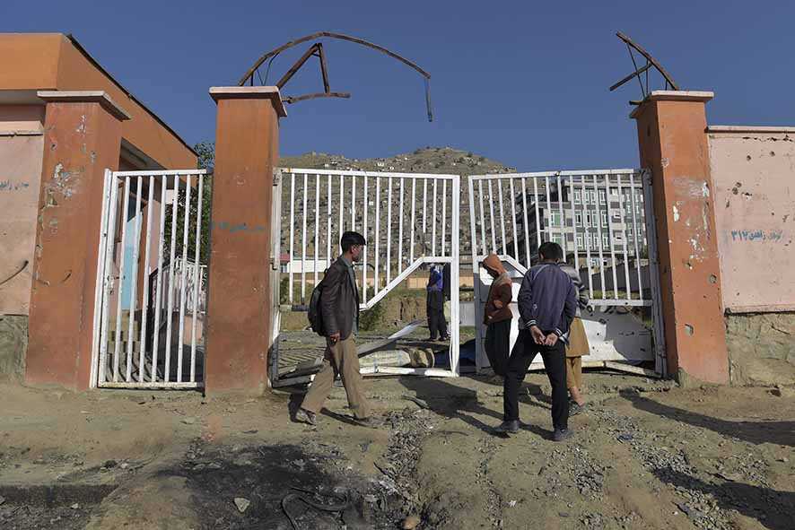 Serangan Bom ke Sekolah Putri di Afghanistan Tewaskan 50 Orang