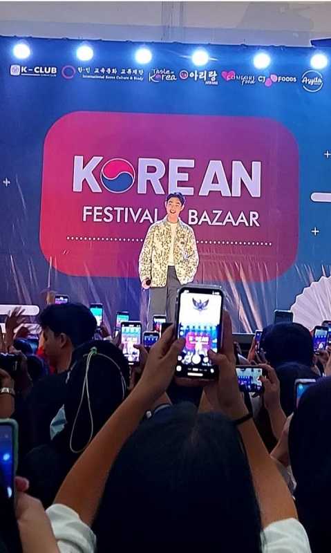 Seru, President University Gelar Korean Culture Festival