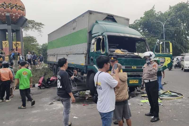 Sopir Truk yang Menabrak 16 Kendaraan di Tangerang Jadi Tersangka