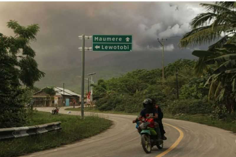 Status Gunung Lewotobi Laki-laki di Flores Timur Naik ke Level IV Awas