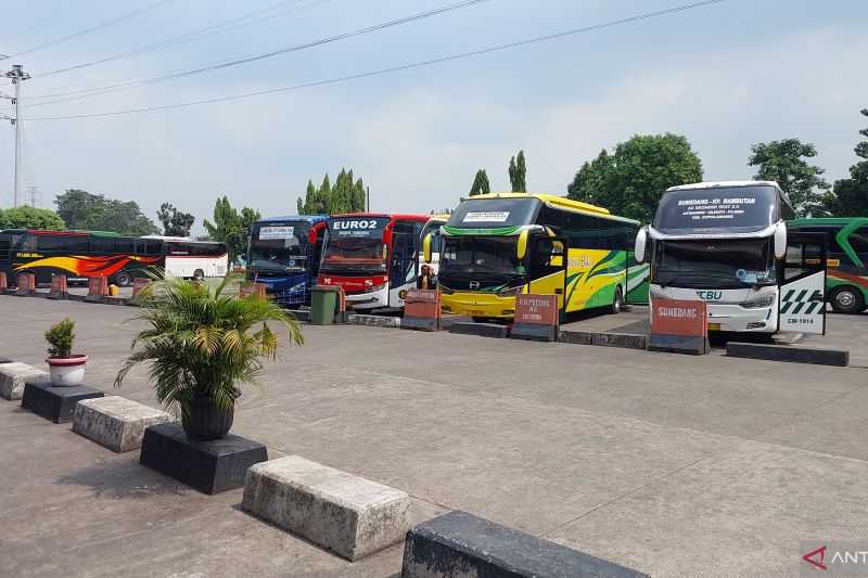 Terminal Kampung Rambutan Antisipasi Kedatangan Pemilir Dini Hari