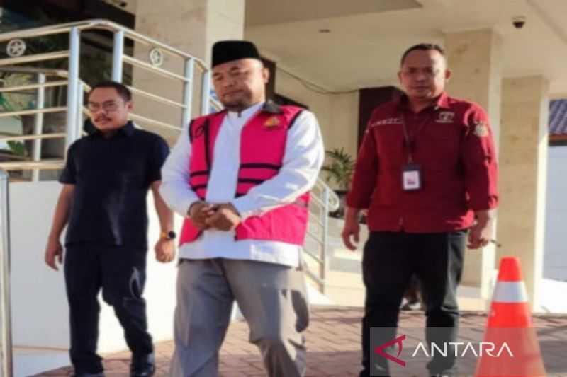 Tindak Tegas, Kejari Pamekasan Tahan Tersangka Korupsi Proyek Fiktif