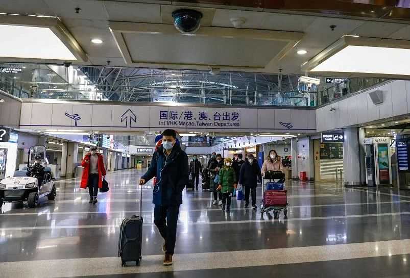 Tiongkok Buka Kembali Perbatasan, Warga Hong Kong Berbondong-bondong Mudik Imlek