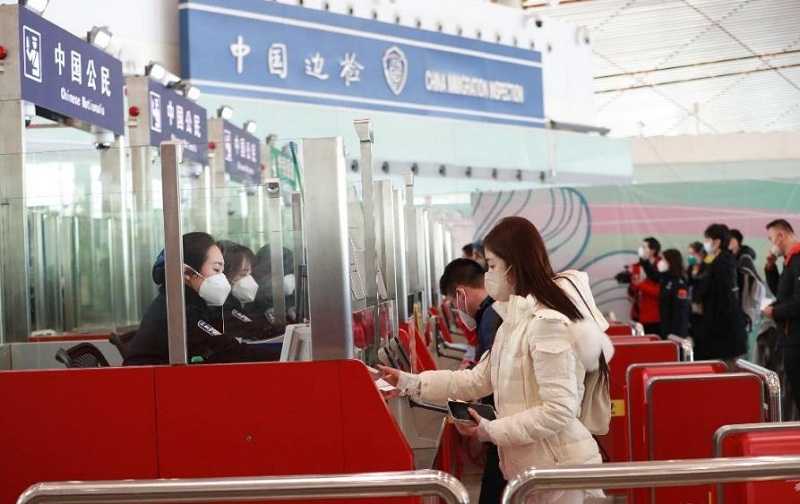 Tiongkok Uji Coba Kebijakan Bebas Visa Bagi Pelancong dari 6 Negara