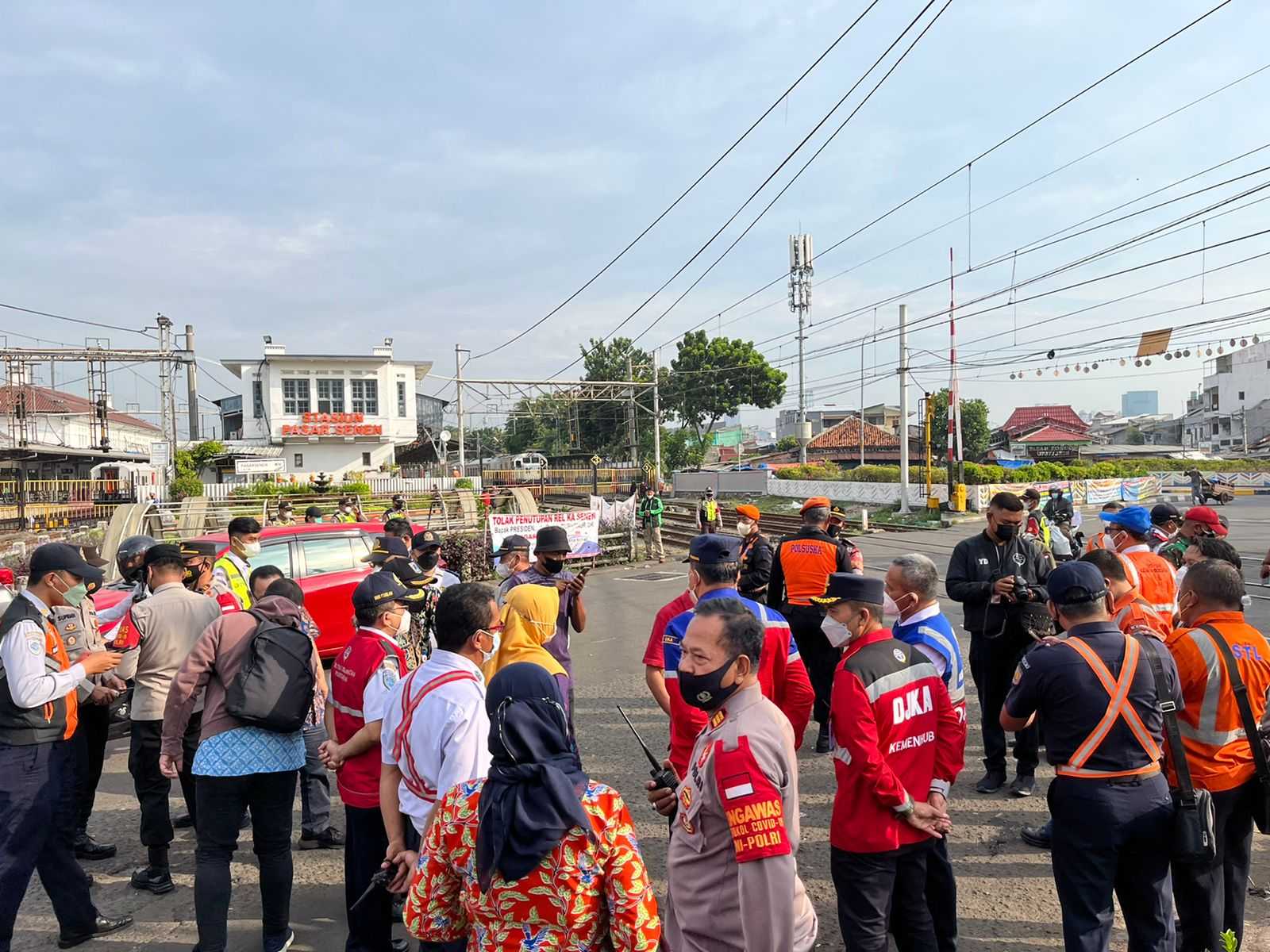 Utamakan Keselamatan di Perlintasan Sebidang