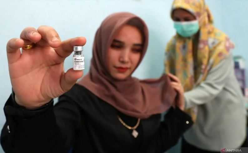 Vaksinolog Pastikan Vaksin Meningitis Aman untuk Calon Jamaah Haji