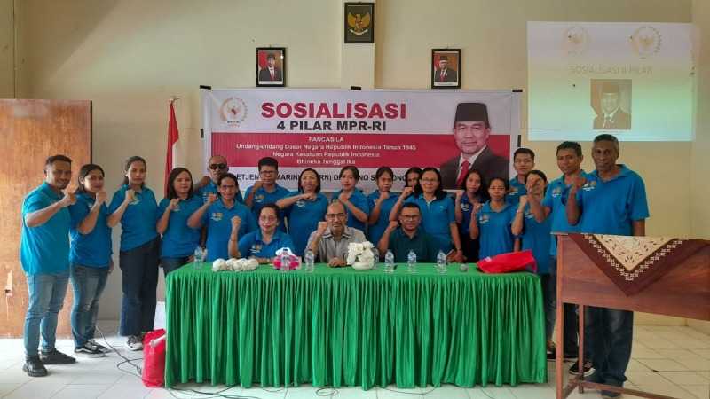 Wakil Ketua DPD RI, Nono Sampono, Gelar Sosialisasi 4 Pilar MPR RI di SMA Pertiwi Ambon